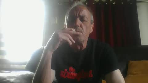 bloody52 online show from 04/18/26, 02:54