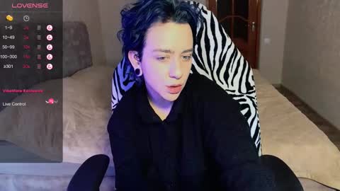 blooming_soul online show from 03/10/25, 02:26