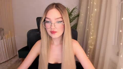 Sophia online show from 01/29/25, 06:50