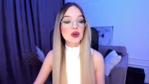 Sophia online show from 02/09/25, 08:02