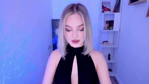 Sophia online show from 03/03/25, 07:49