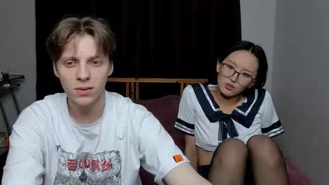 Snapshot of blossomandbee chatting on 10/20/25, 12:55 Sasha and Maria online show from 10/20/25, 12:55