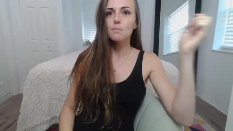 Snapshot of blowjobboss chatting on 12/09/24, 07:07 Sarah Zee online show from 12/09/24, 07:07