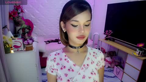aivee online show from 04/26/26, 01:47