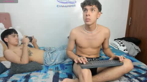 Blue online show from 09/23/25, 07:33