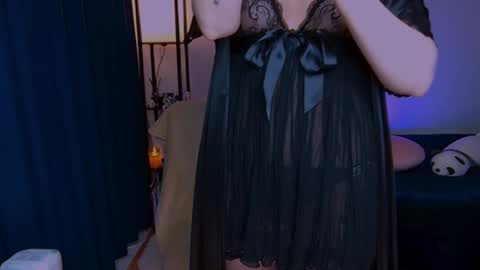 Bonnie fon  tease online show from 01/19/25, 10:17