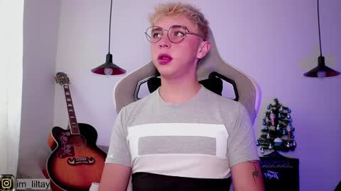 Snapshot of blue_boy_1 chatting on 12/03/24, 12:59 TAY online show from 12/03/24, 12:59