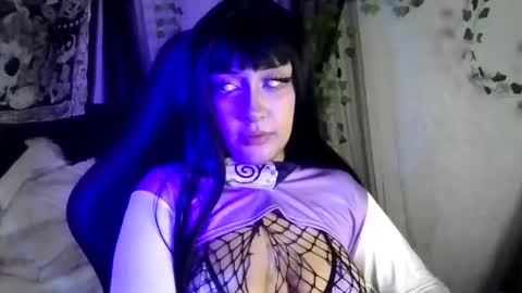 Snapshot of blue_katt chatting on 11/27/25, 08:33 blue katt online show from 11/27/25, 08:33