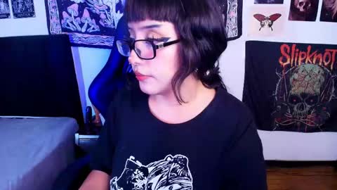 Snapshot of blue_katt chatting on 02/27/26, 05:40 blue katt online show from 02/27/26, 05:40