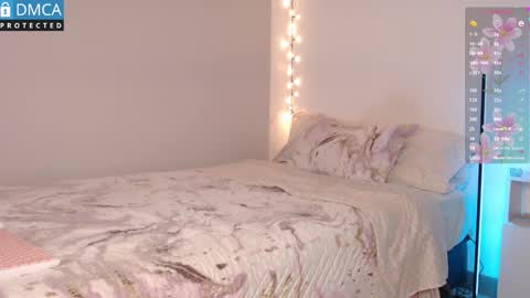 Snapshot of blue_nebula chatting on 03/28/26, 02:55 Blue online show from 03/28/26, 02:55