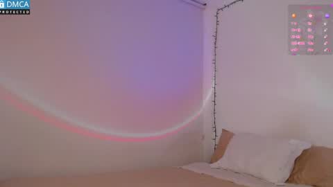 Snapshot of blue_nebula chatting on 04/21/26, 02:48 Blue online show from 04/21/26, 02:48