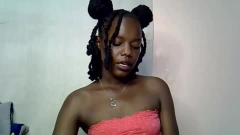 blue_savagee online show from 10/18/25, 07:36