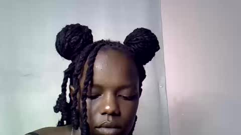 blue_savagee online show from 10/20/25, 09:37