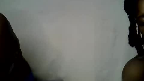 blue_savagee online show from 10/26/25, 08:26