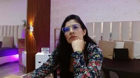 blue_tay1 online show from 11/14/25, 12:15