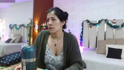 blue_tay1 online show from 11/25/25, 11:10