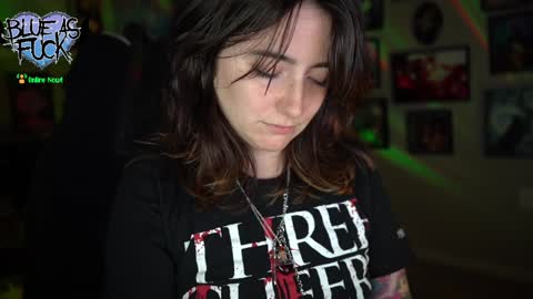 Snapshot of blueasfuck chatting on 01/14/25, 02:40 Blue online show from 01/14/25, 02:40