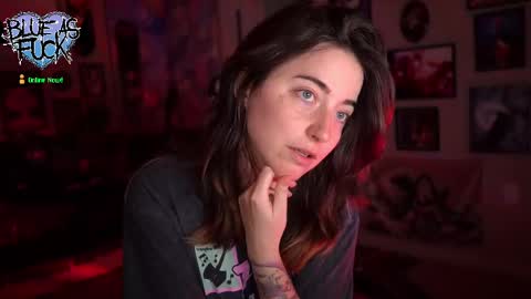 Snapshot of blueasfuck chatting on 03/07/25, 01:31 Blue online show from 03/07/25, 01:31