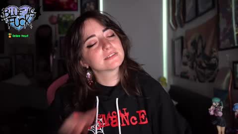 Snapshot of blueasfuck chatting on 09/25/25, 01:20 Blue online show from 09/25/25, 01:20