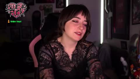 Snapshot of blueasfuck chatting on 10/17/25, 12:14 Blue online show from 10/17/25, 12:14