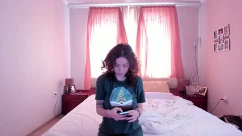 Elisa online show from 01/14/25, 06:45