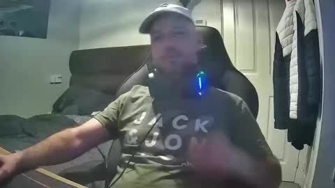 bluebirdflame1 online show from 12/22/24, 03:22