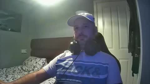 bluebirdflame1 online show from 10/24/25, 09:55