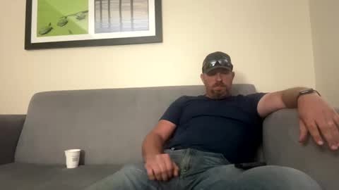 Snapshot of bluecollartexan chatting on 10/30/25, 12:23 bluecollartexan online show from 10/30/25, 12:23