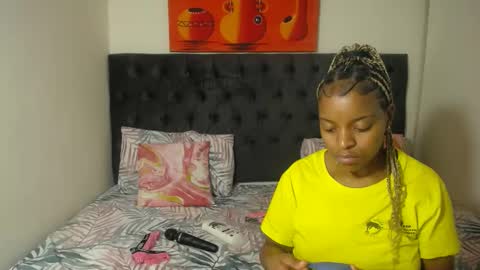 Snapshot of bluedi622952 chatting on 01/27/25, 07:35 Tee online show from 01/27/25, 07:35