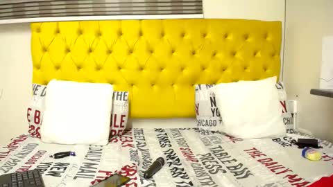 Snapshot of bluedi622952 chatting on 02/14/25, 04:20 Tee online show from 02/14/25, 04:20