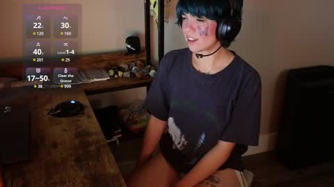 Snapshot of bluedweeb chatting on 12/09/24, 05:07 Blue online show from 12/09/24, 05:07