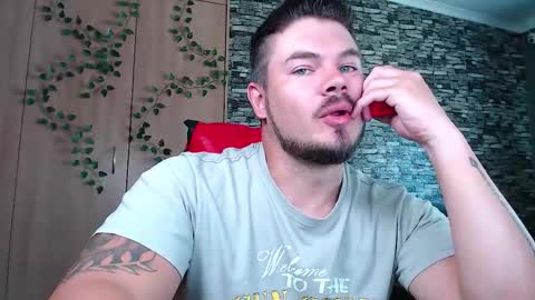 blueeyeboy0 online show from 01/07/26, 08:06