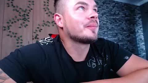 blueeyeboy0 online show from 01/16/26, 10:41