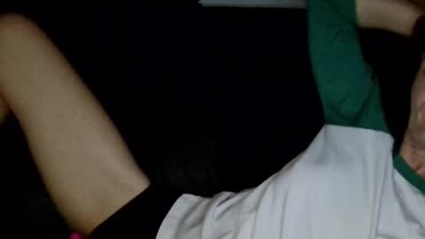 Snapshot of blueeyedlie chatting on 01/26/25, 06:28 Blueeyedlie online show from 01/26/25, 06:28