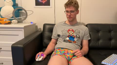 blueeyedtallguy online show from 01/11/25, 04:06