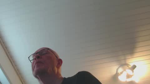 blueeyesn8 online show from 01/15/25, 09:56