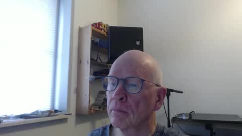 blueeyesn8 online show from 10/25/25, 09:39