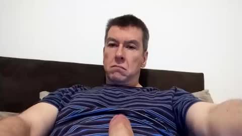 blueeyesteele online show from 10/28/25, 10:23