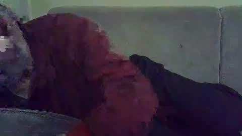 Snapshot of bluehot59 chatting on 01/19/25, 06:32 blue online show from 01/19/25, 06:32