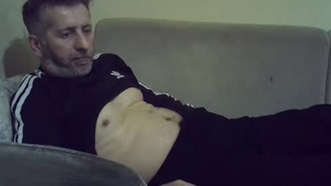 Snapshot of bluehot59 chatting on 02/02/25, 03:28 blue online show from 02/02/25, 03:28