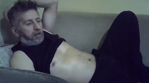 Snapshot of bluehot59 chatting on 02/11/25, 04:56 blue online show from 02/11/25, 04:56