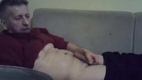 Snapshot of bluehot59 chatting on 03/08/25, 06:26 blue online show from 03/08/25, 06:26