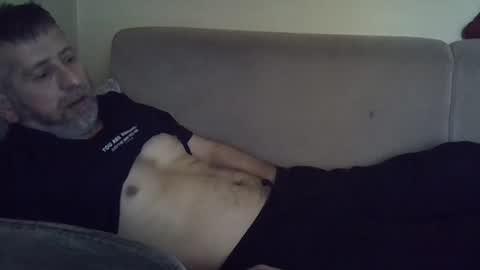 Snapshot of bluehot59 chatting on 03/09/25, 05:22 blue online show from 03/09/25, 05:22