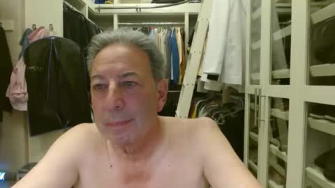 blueisles online show from 02/11/25, 09:03