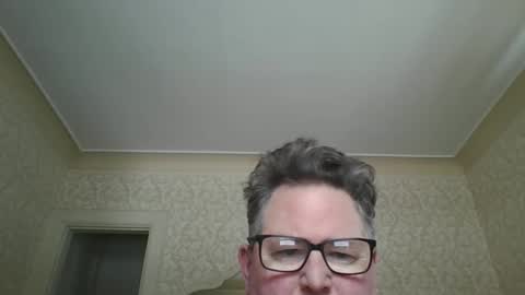 bluemoose70 online show from 12/04/24, 05:22