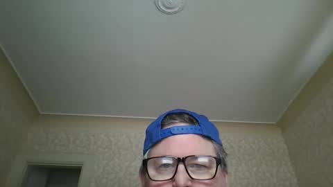 bluemoose70 online show from 02/20/25, 07:41