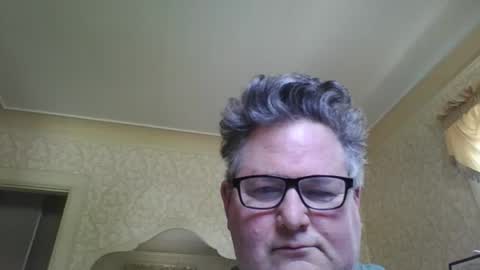 Snapshot of bluemoose70 chatting on 06/13/26, 06:50 bluemoose70 online show from 06/13/26, 06:50