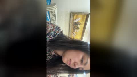 Snapshot of bluesilk_sins chatting on 12/17/25, 04:57 bluesilk_sins online show from 12/17/25, 04:57