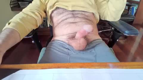 Snapshot of bluespycy chatting on 02/15/25, 04:01 bluespycy online show from 02/15/25, 04:01