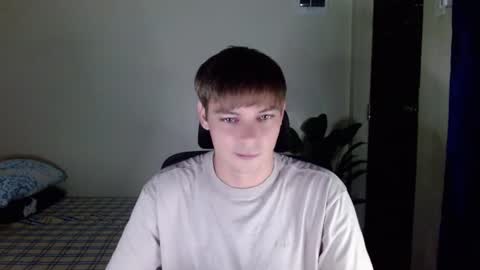 Snapshot of blueyedboyinasia chatting on 08/02/26, 01:53 blueeyedboyisasia online show from 08/02/26, 01:53